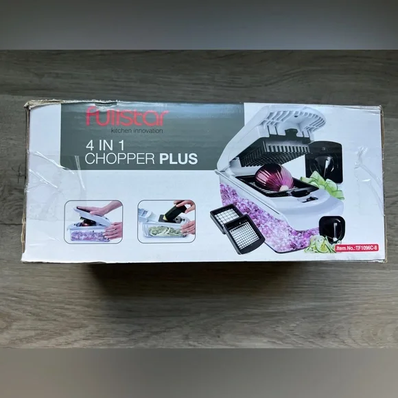 Fullstar | ‘4-in-1 Chopper Plus’ Vegetable Chopper - Picture 5 of 6